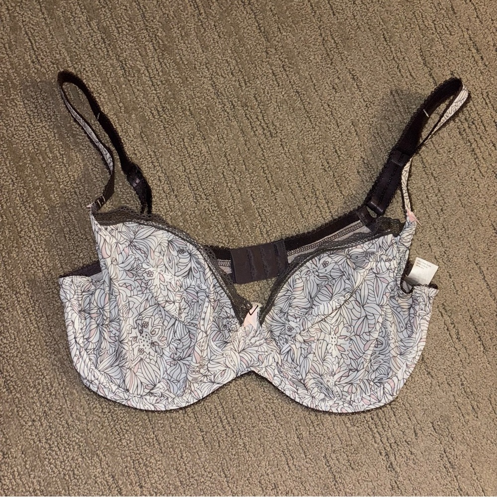 Freya 36FF (uk size) charcoal and White